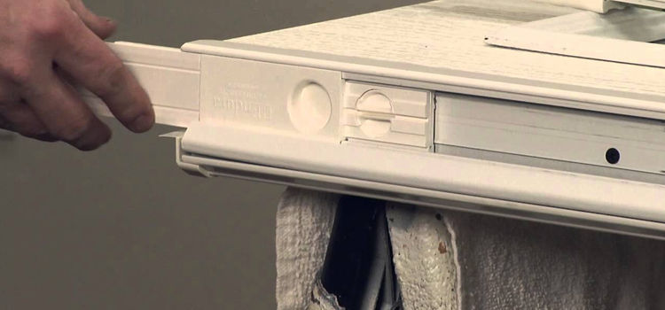 aluminum storefront door repair Doral